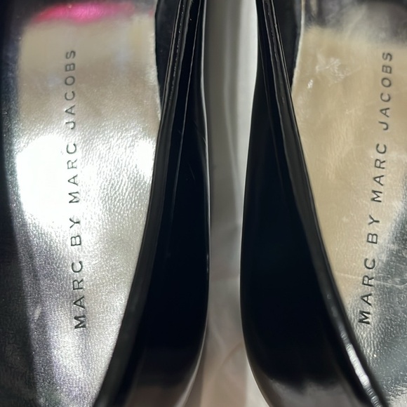Marc By Marc Jacobs Patent Leather Ballet Small Wedge Heel - Picture 3 of 6